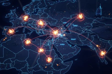 川普升级对伊朗的军事打击：B-1轰炸机瞄准弹道导弹系统