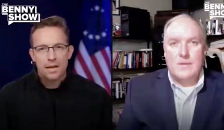 调查记者披露中国可能侵入美国选民身份数据库 情报部门展开高级别审查