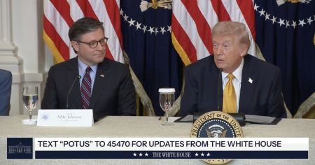 川普公开谈及佛罗里达州议员尼尔&middot;邓恩严重心脏病病情 引发关注