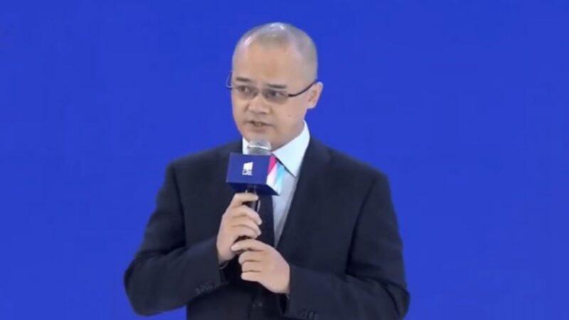 中国外卖平台美团创办人王兴近日遭官方约谈，知情人士透露，当局警告王兴要“低调做人”。不久前，王兴曾在社交平台贴出一首谈及朝代兴亡的“反诗”，引发舆论热议。有网友担心王兴祸从口出，步马云后尘。 