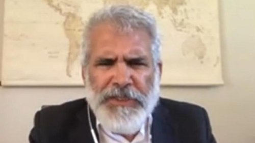 Robert Malone博士，mRNA疫苗技术的发明者，MS医生和科学家，周六在Steve Bannon的War Room播客中发出了一个令人震惊的警告