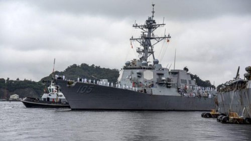 美国海军伯克级（Arleigh Burke-class）神盾飞弹驱逐舰“杜威号”（USS Dewey DDG 105）昨天(8日)抵达日本横须贺港，加入第七舰队作战阵容。