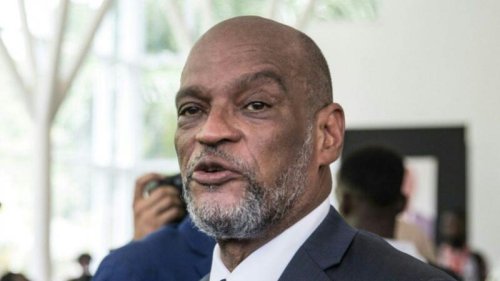 海地继续调查已故总统莫伊兹(Jovenel Moise)7月遭暗杀一案，调查人员要求总理亨利出面接受有关的询问，亨利9月11日批评这是调查人员所使用的“转移焦点的策略”。