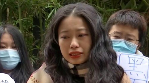 9月14日，中共央视主持人朱军性骚扰案一审宣判，法院以证据不足为由，驳回受害女方弦子的诉讼请求。弦子在朋友圈曝光庭审全程，指法院未审先判，“一定会上诉”。 