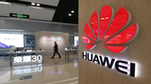 共和党参议员呼吁拜登将被华为公司剥离的“荣耀”智能手机列入黑名单