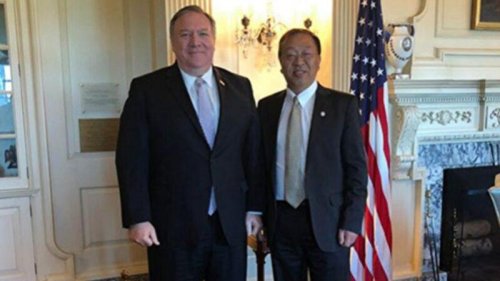 白宫前中国政策规划首席顾问余茂春近日表示，中共是独裁政党，不代表14亿中国人民。美国政府跟中共打交道是一回事，跟中国人民打交道又是另外一个事情，“这个我们是分得很开的”。 