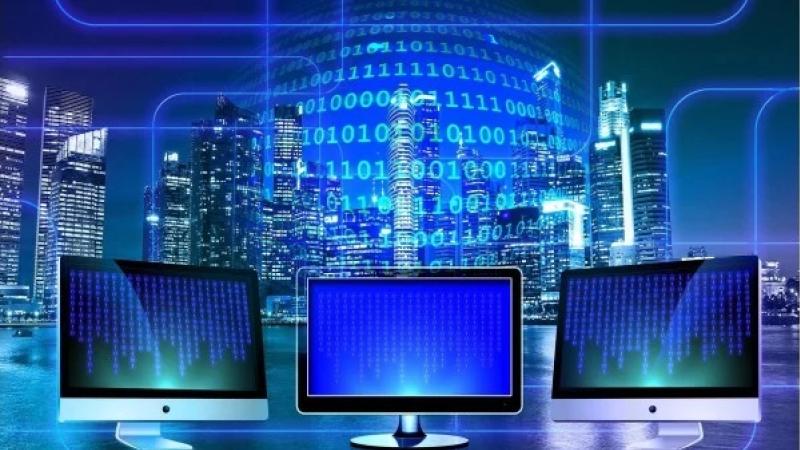 纽约时报前记者斥责CNN等左派传媒、社交媒体、出版社、好莱坞和大学近年来禁止自由言论，导致谎言盛行，使“世界疯了”