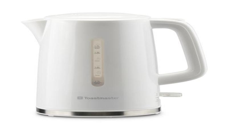 一项研究表明，接触塑料食品容器、洗漱用品和儿童玩具中的邻苯二甲酸酯化学物质，可能导致每年数十万人过早死亡。 