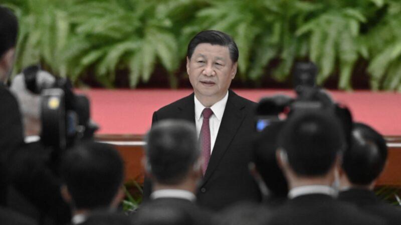 六中全会开幕前夕，各种涉及中共权争的风声满天飞。日前有中共“内部人士”对新加坡媒体披露，习近平可能设定新的接班人制度。