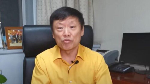 中共“战狼”代表人物、《环球时报》总编辑胡锡进16日发微博，承认自己已办理退休手续，今后在环时只是一个评论员。 