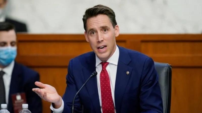 美国国会参议员乔什．霍利敦促拜登政府放弃美国对乌克兰加入北约的任何支持，认为这样的举动不会支持美国的利益，并会分散美国对中共当局在印太地区日益增长的影响力的关注。 
