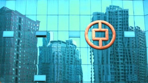 市场研究机构标普全球的一份分析报告表示，中国疫情封城措施使现有的供应链和通货膨胀趋势恶化，并且拖累全球经济增长在4月放缓至22个月以来的新低。