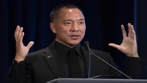 中国流亡商人郭文贵撤销个人破产案，称无力承担使用《破产法》第11章来应对最大债权人所提诉讼带来的日益增长的费用。