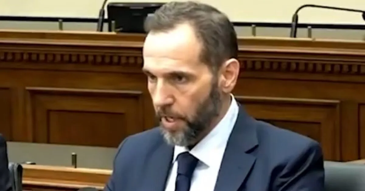 美国众议院司法委员会主席乔丹指控前特别检察官杰克·史密斯向国会作虚假陈述并移送司法部调查