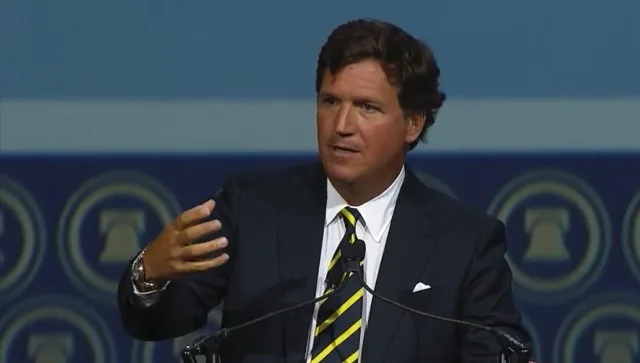 美国能否摆脱两党制？去中心化电视台独家专访塔克·卡尔森